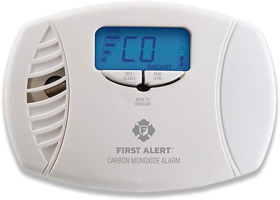 First Alert CO615 Carbon Monoxide Detector with Digital Display