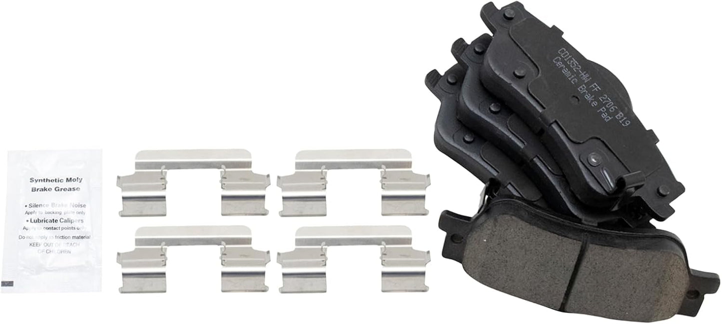 TRQ Rear Brake Pads Ceramic for Chevrolet Caprice & Pontiac G8