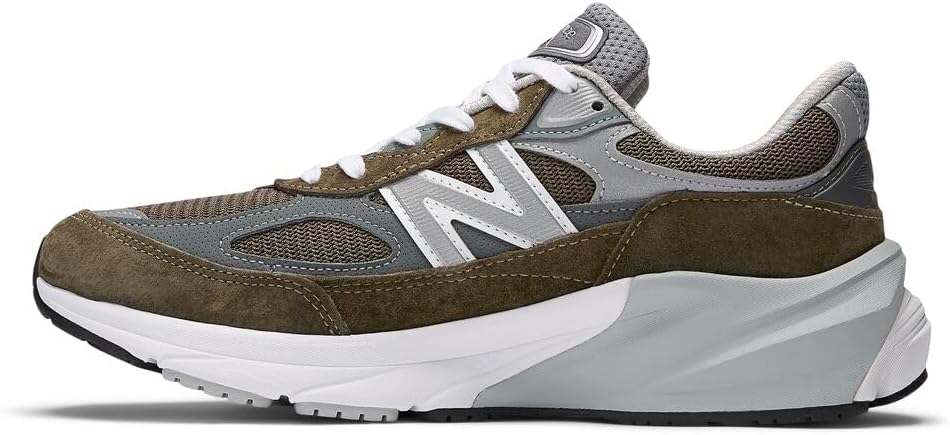 New Balance 990 V6 Sneakers: Comfort and Style Combined