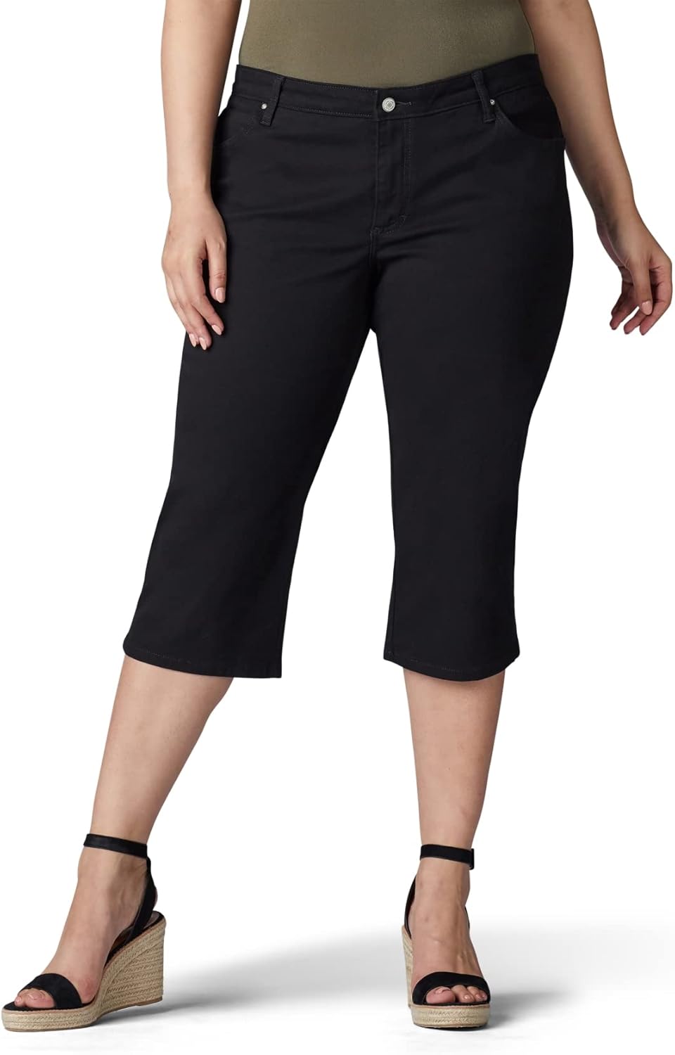 Lee Women's Plus Size Relaxed Fit Denim Capri Jean Review