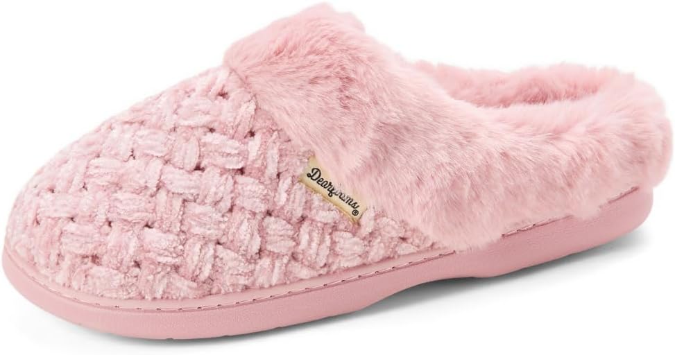 Dearfoams Women's Claire Textured Knit Clog Slipper Review