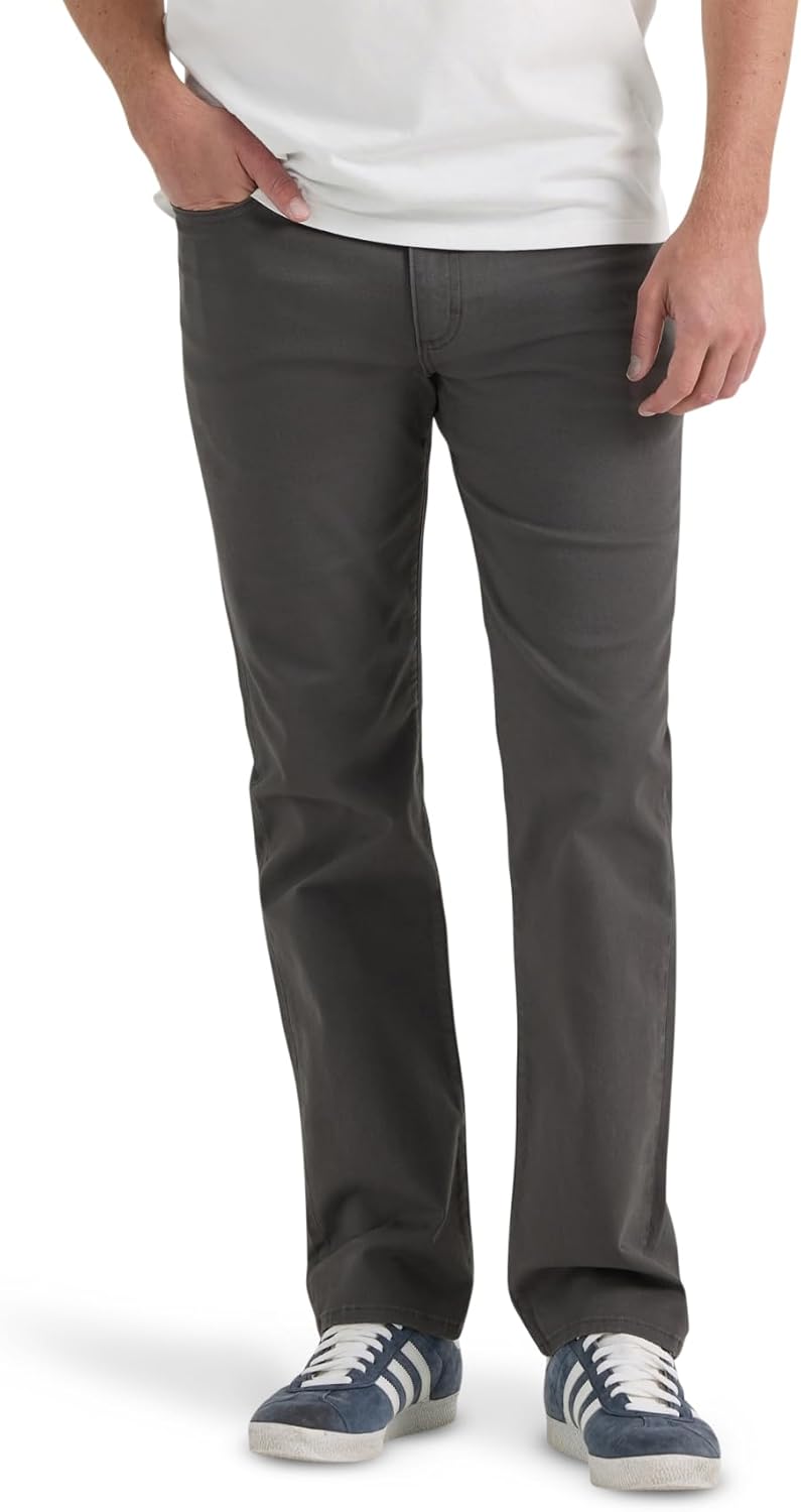 Lee Men's Extreme Motion Regular Straight Jean for Comfort