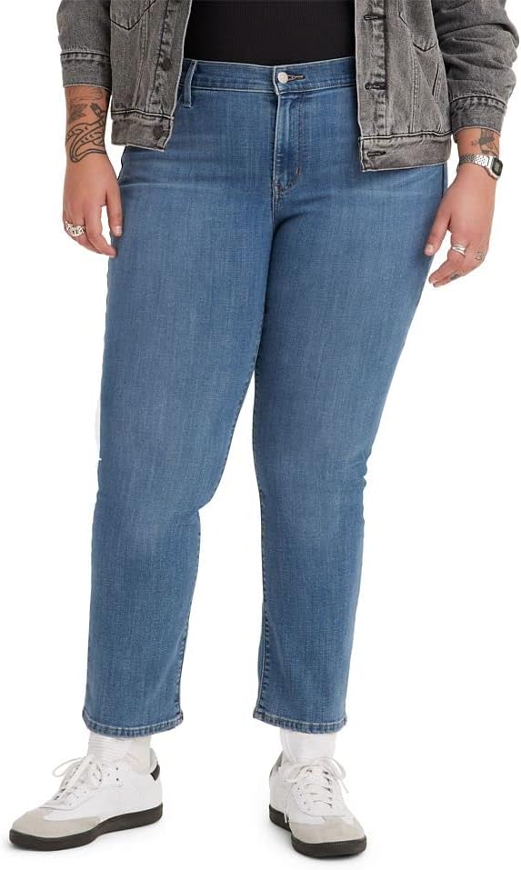 Levi's Women's Classic Straight Plus Size Jeans for Comfort