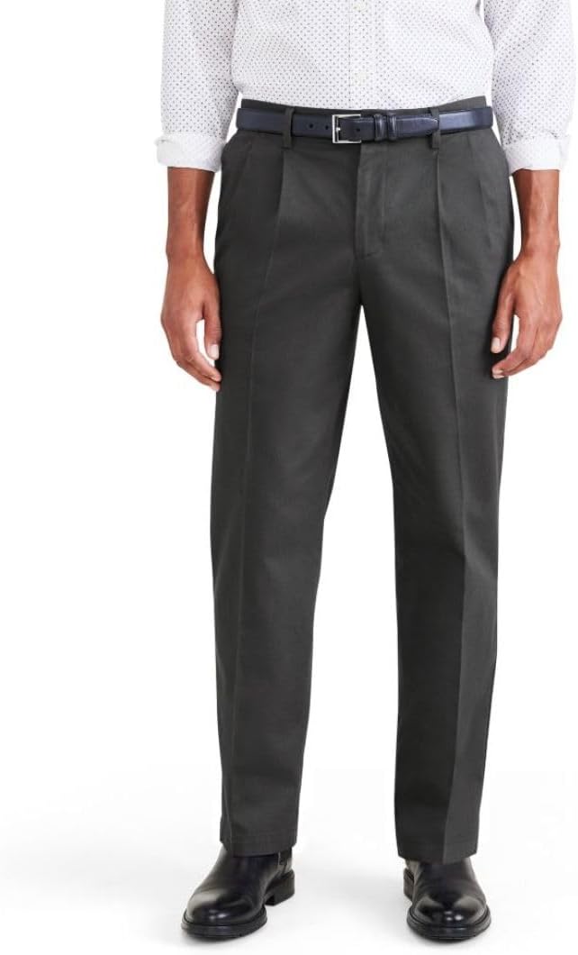 Classic Fit Signature Iron Free Khaki Pants with Stain Defender