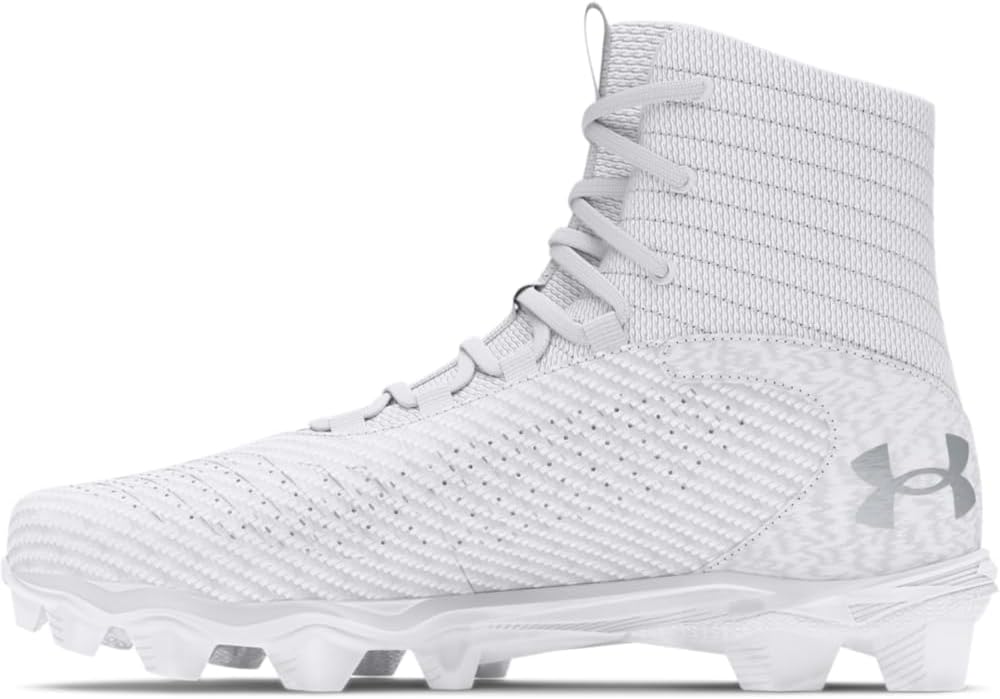 Under Armour Boy's Highlight Franchise Rm Jr 2.0 Football Shoe Review