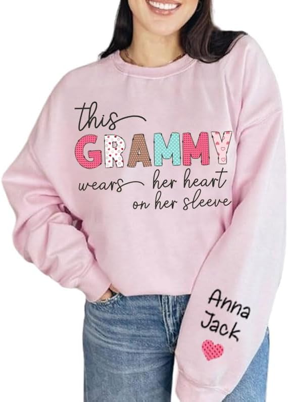 Personalized Mama Sweatshirt by NAZENTI