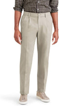 Classic Fit Signature Iron Free Khaki with Stain Defender (Style LQSQ)