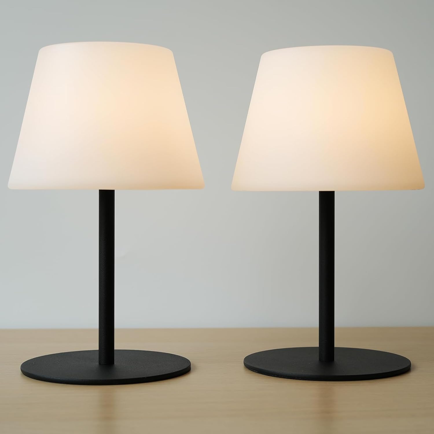 Cordless Table Lamp Rechargeable for Indoor and Outdoor Use