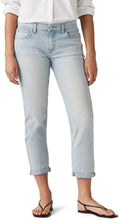 Levi's Women's New Boyfriend Jeans - Relaxed, Sculpted Comfort