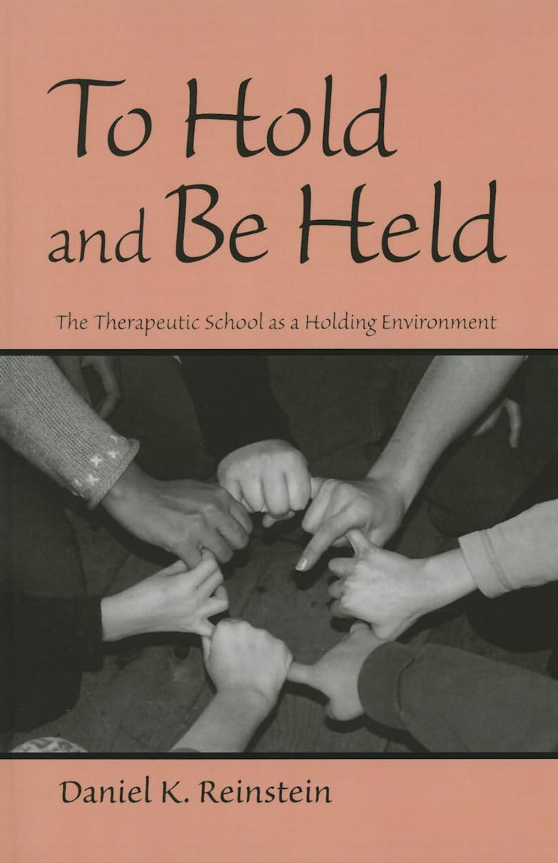 To Hold and Be Held: A Unique Experience in Comfort and Style