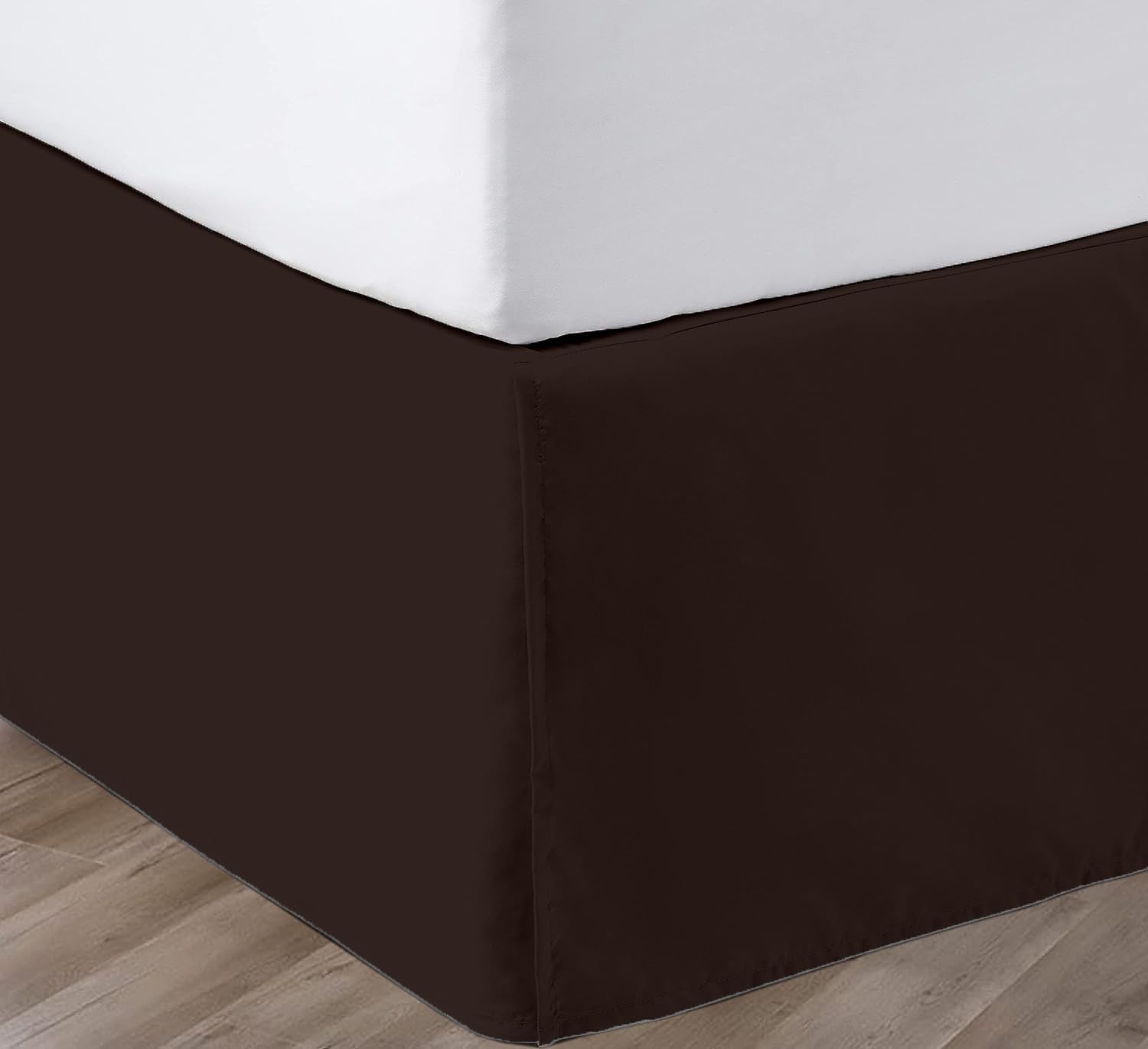 Elegant Pleated Bed Skirt with 15 Inch Drop for Full Size Beds