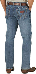 Wrangler Men's Retro Limited Edition Relaxed Fit Boot Cut (Style B6W9)