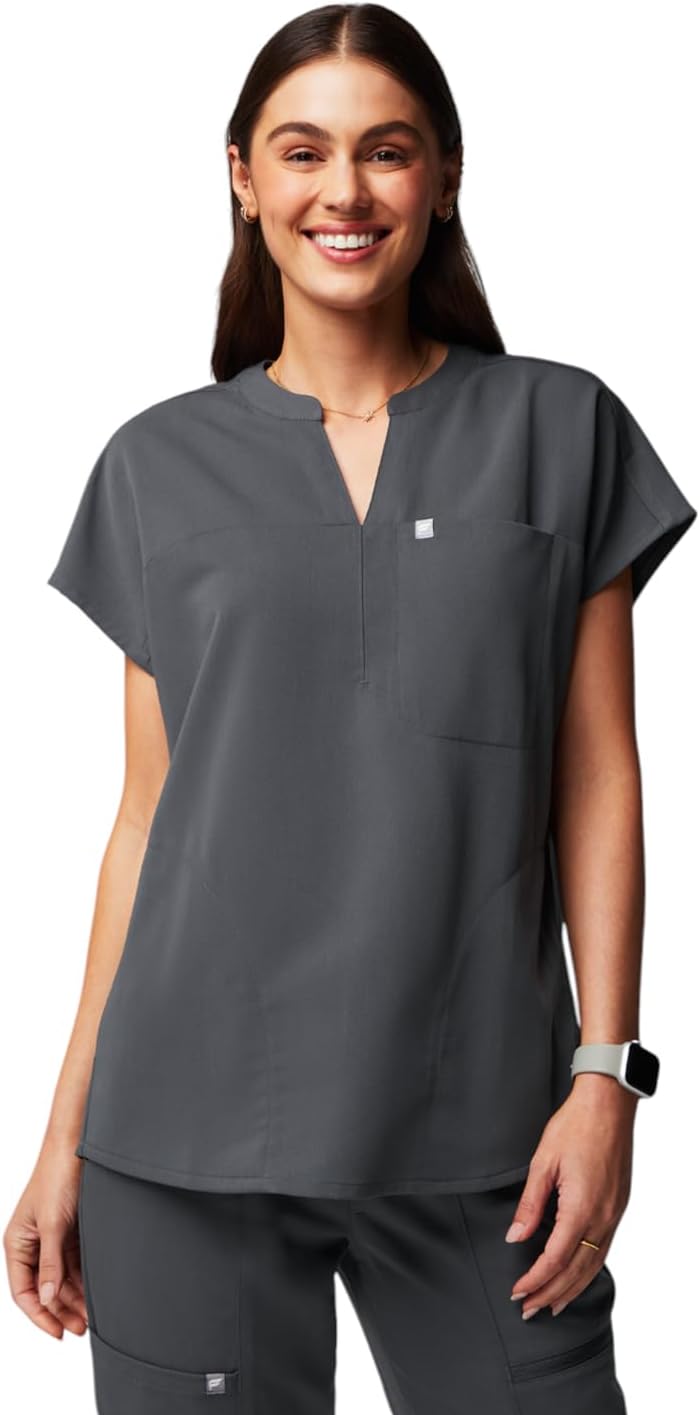 Fabletics Women's Evolve 3-Pocket Scrub Top for Comfort