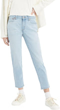 Levi's Women's New Boyfriend Jeans - Relaxed Mid Rise Fit Rolled