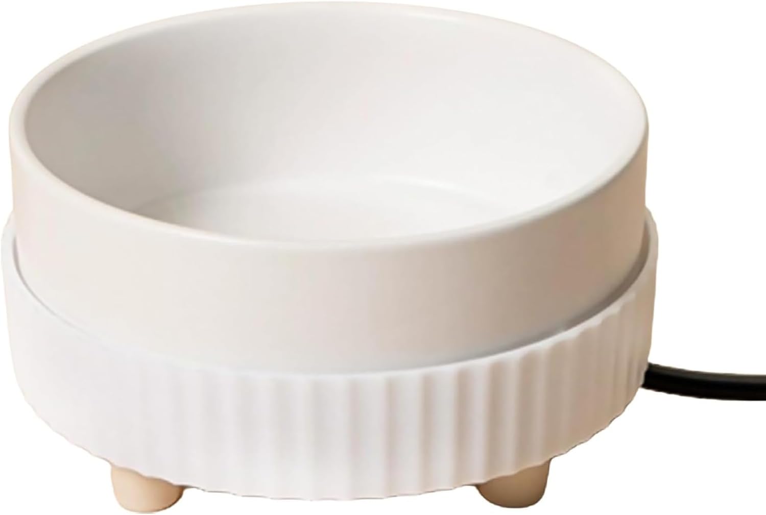 Stay warm with Heated Pet Bowl