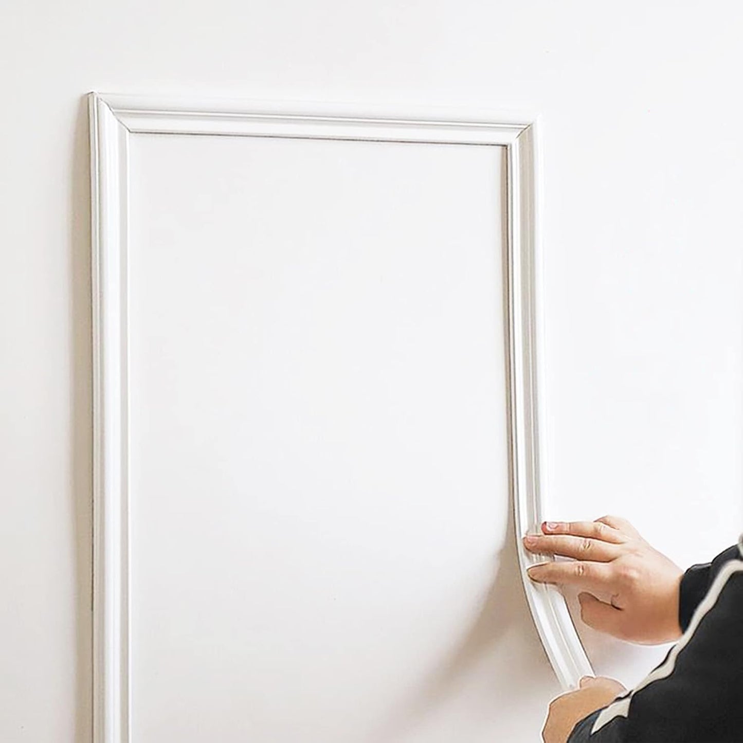 Peel and Stick Chair Rail Molding for Easy Home Decoration