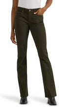 Lee Womens Plus Size Legendary Mid Rise Bootcut Jean (Style K73Q)