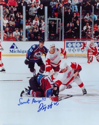 Darren McCarty Autographed 16x20 Photo - Fight vs. Claude Lemieux