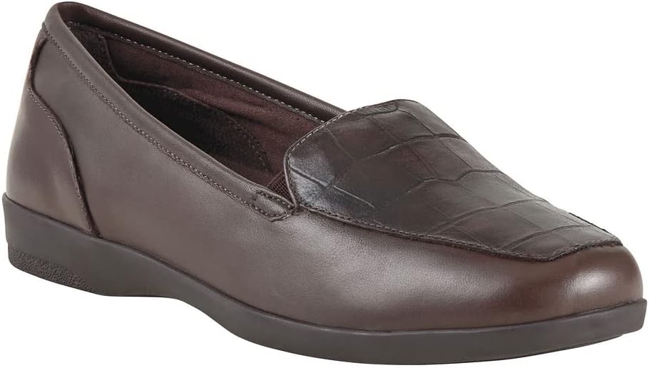 Easy Spirit Women's Devitt Casual Flat for Ultimate Comfort