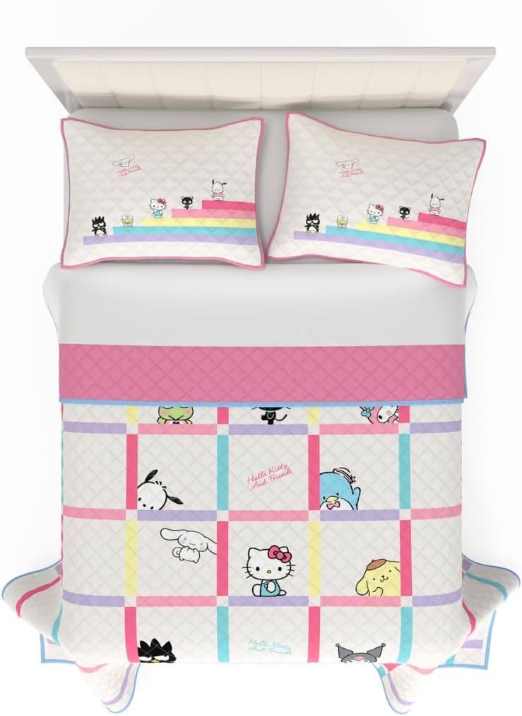 Hello Kitty & Friends Holiday Quilt & Pillow Sham Set for Kids