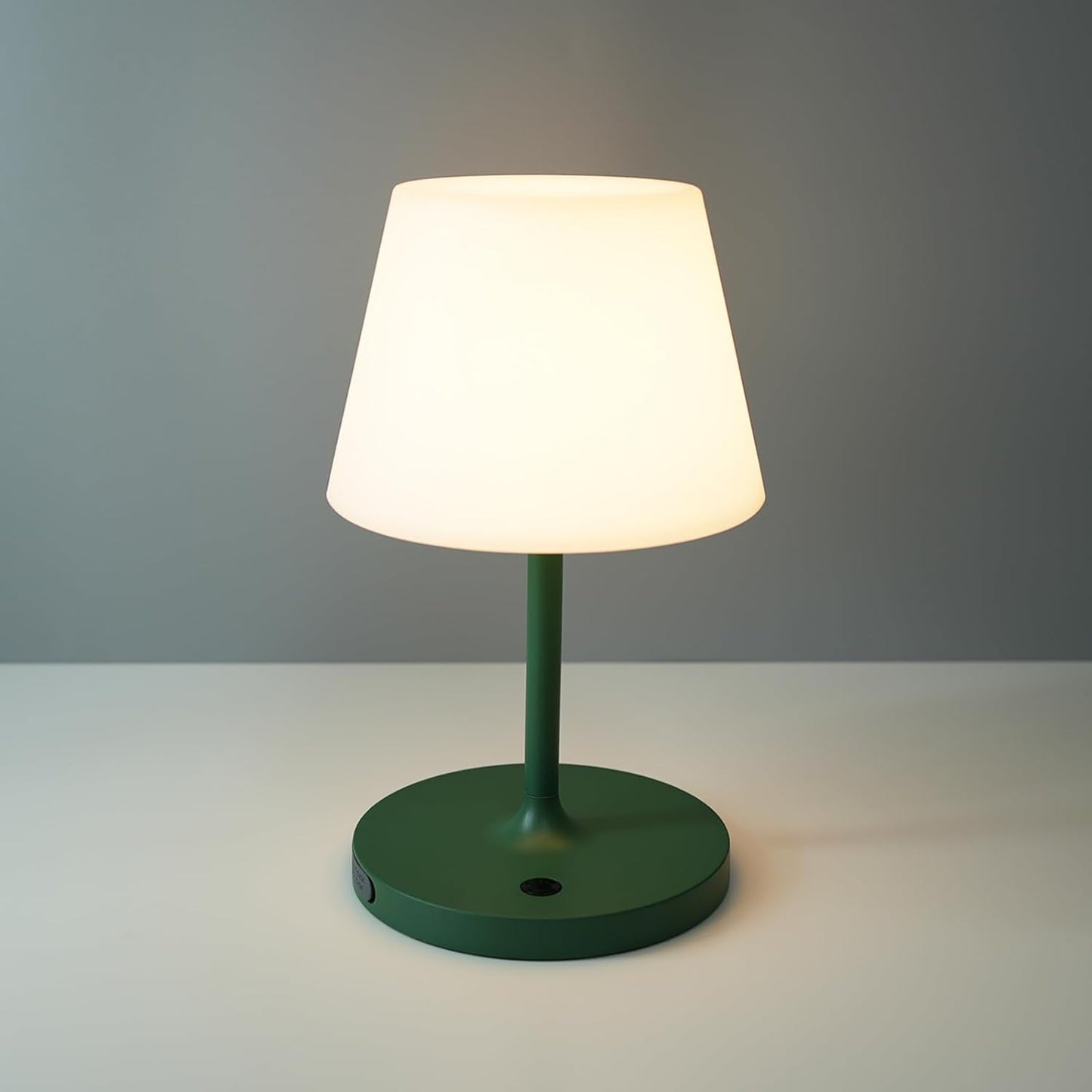 Outdoor Battery Operated Table Lamp for Camping and Home Use
