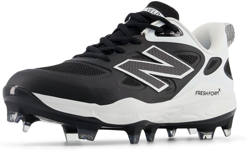 New Balance Womens Fresh Foam Velo V4 Molded Softball Shoe Review