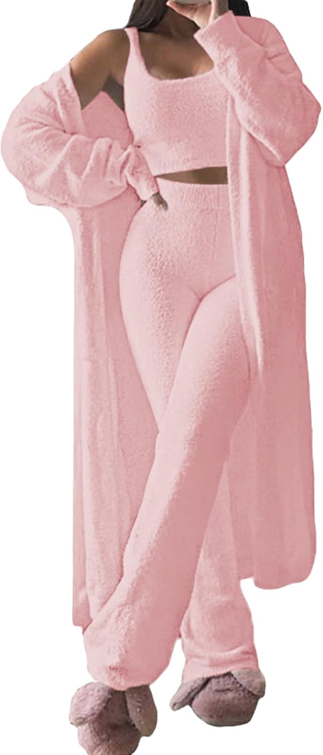 Stylish Women's Fuzzy 3 Piece Sweatsuit for Cozy Comfort