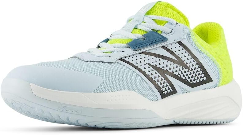 New Balance Women's 696v6 Tennis Shoe for Ultimate Performance