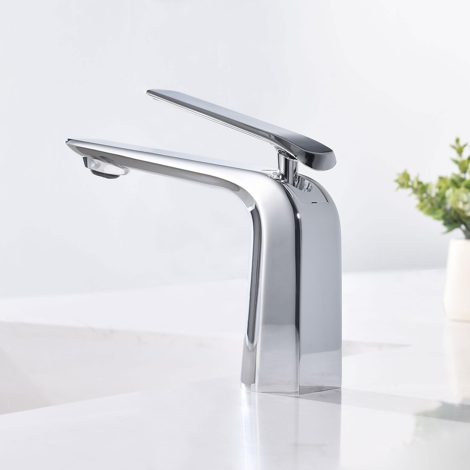 Modern Chrome Bathroom Sink Faucet for Stylish Vanity Sinks
