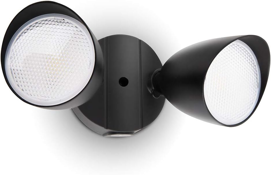 LUTEC 2500 Lumen Dusk to Dawn Dual-Head Flood Light Review