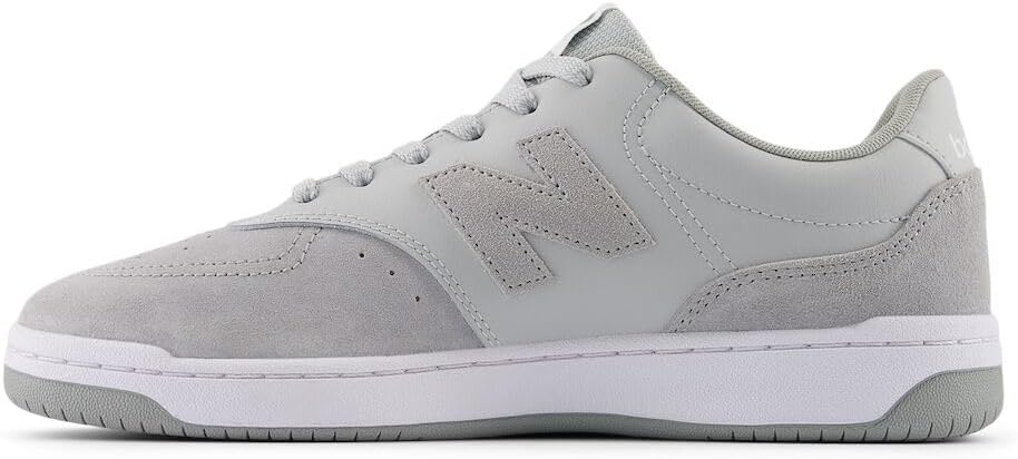 New Balance Men's Bb80 V1 Sneaker with Traction Outsole