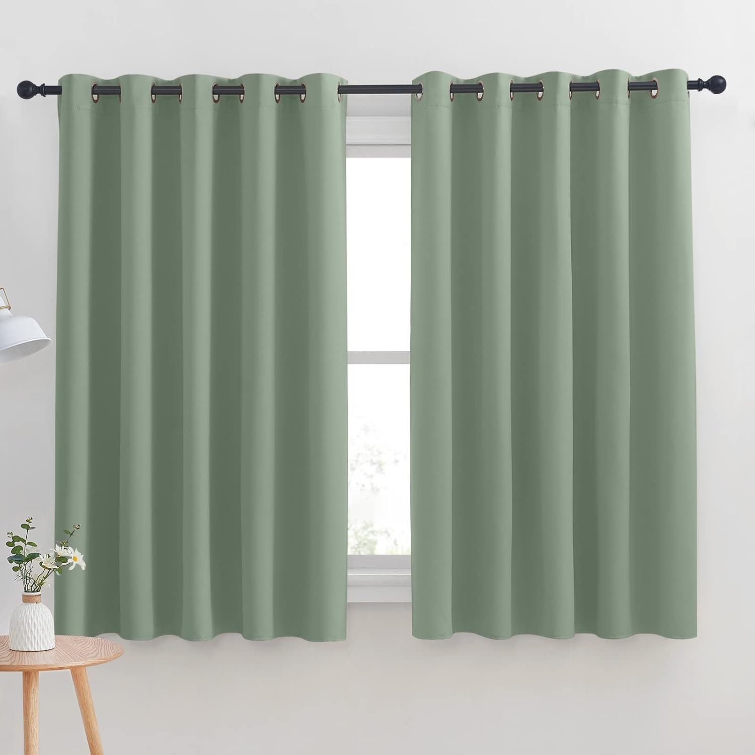 NICETOWN Thermal Insulated Blackout Curtains for Bedroom