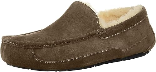 UGG Men's Ascot Slipper: Comfort and Style for Every Occasion