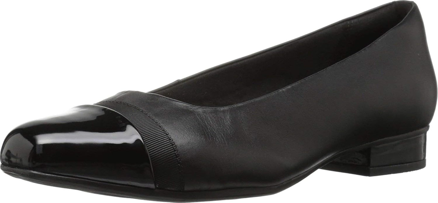 Clarks Womens Juliet Monte Leather Toe Cap Loafers for Comfort
