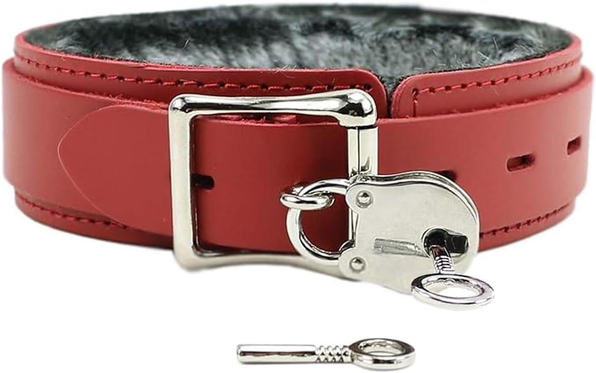 Avery V Collar Handcrafted Premium Latigo Leather with Fur