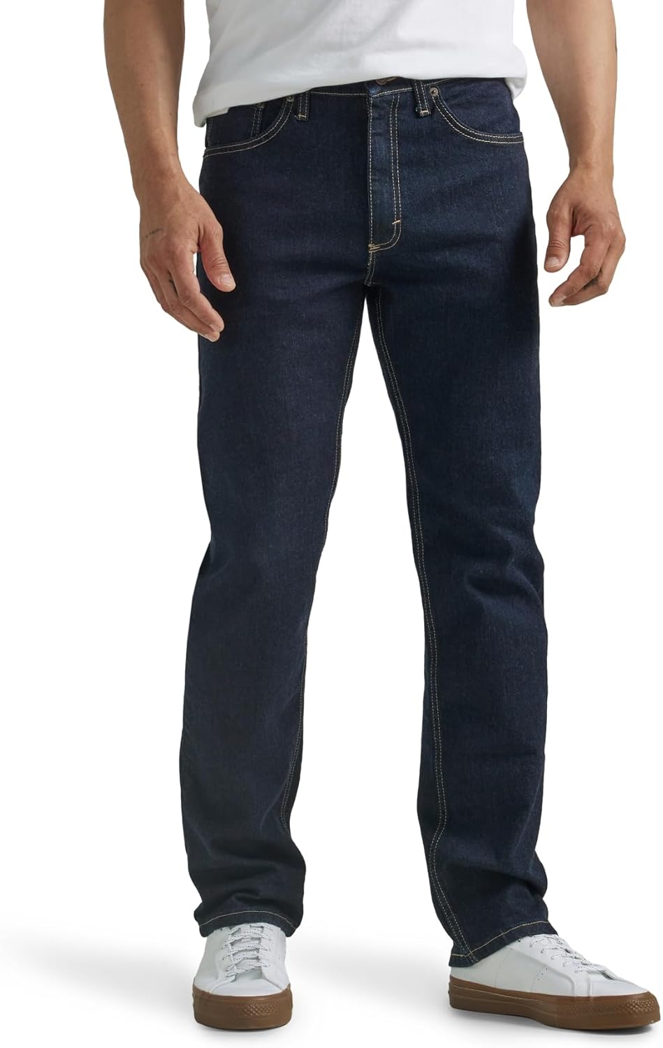 Wrangler Men's Free-to-Stretch Regular Fit Jean for Comfort