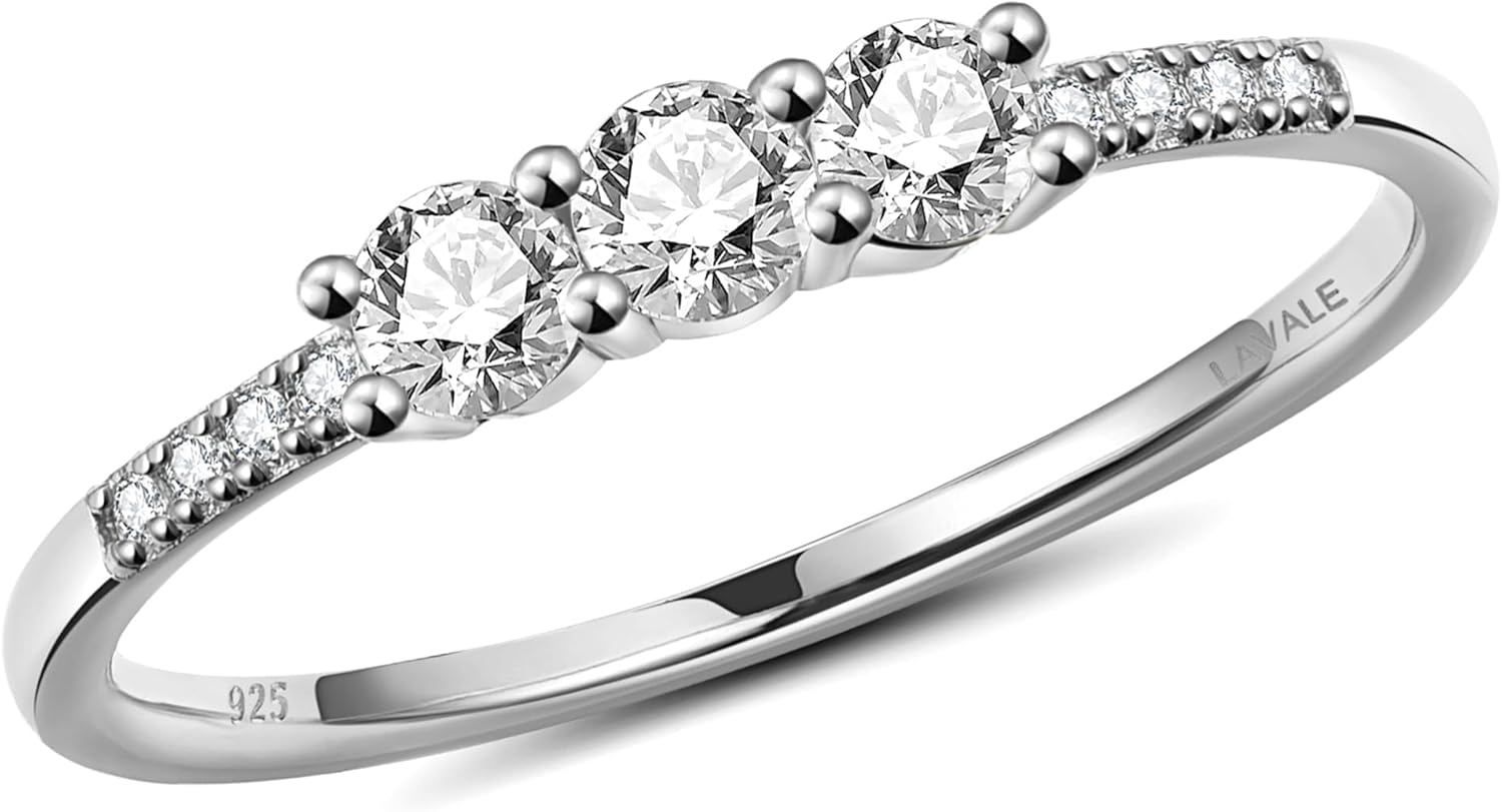 LAVALE Round Cut Moissanite Wedding Band for Women - Elegant Design