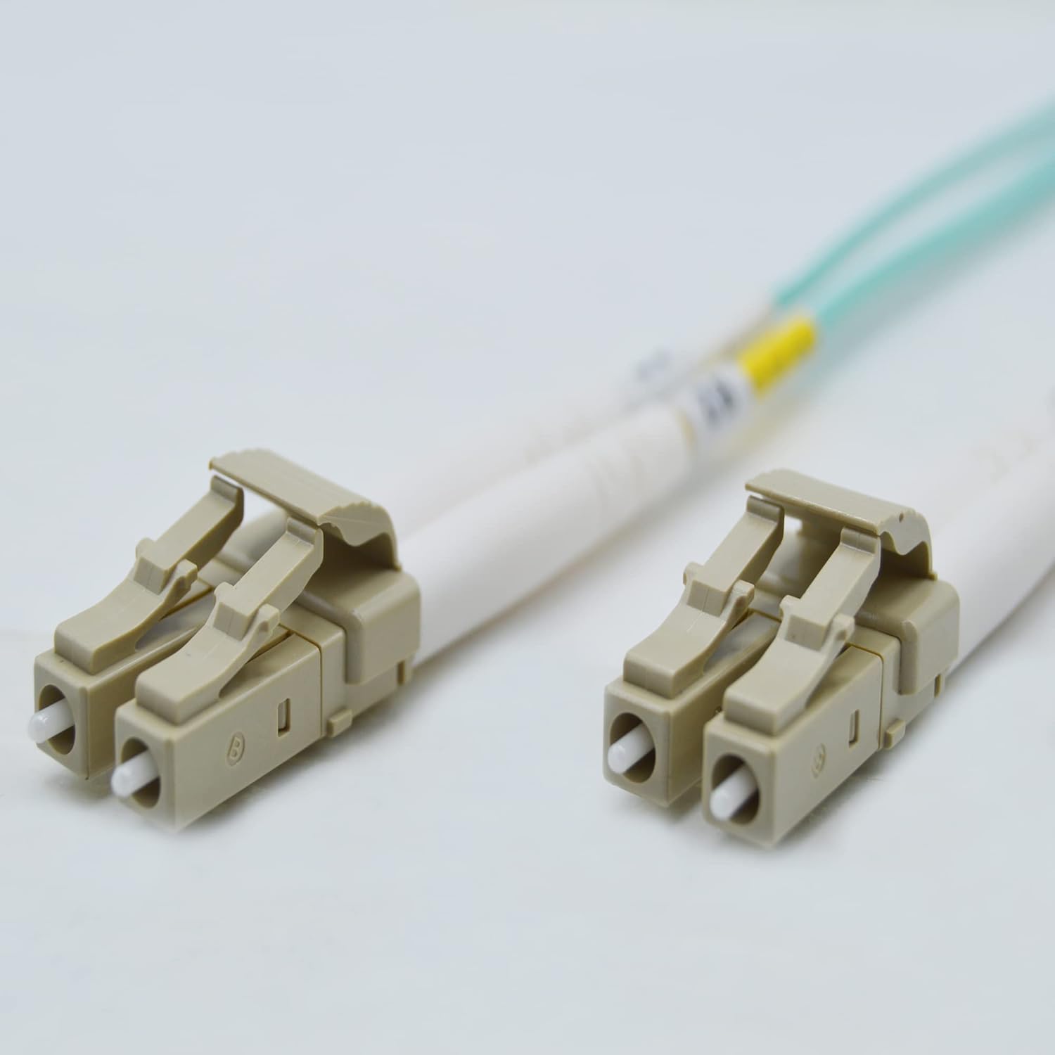 LC-LC OM4 Fiber Patch Cable 10Gb Duplex 50/125m for Networking
