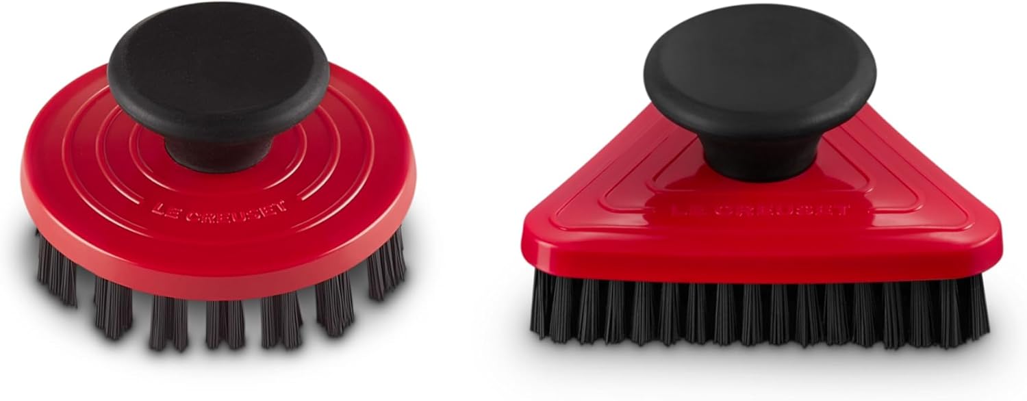 Le Creuset Set of 2 Cleaning Brushes for All Cookware Surfaces