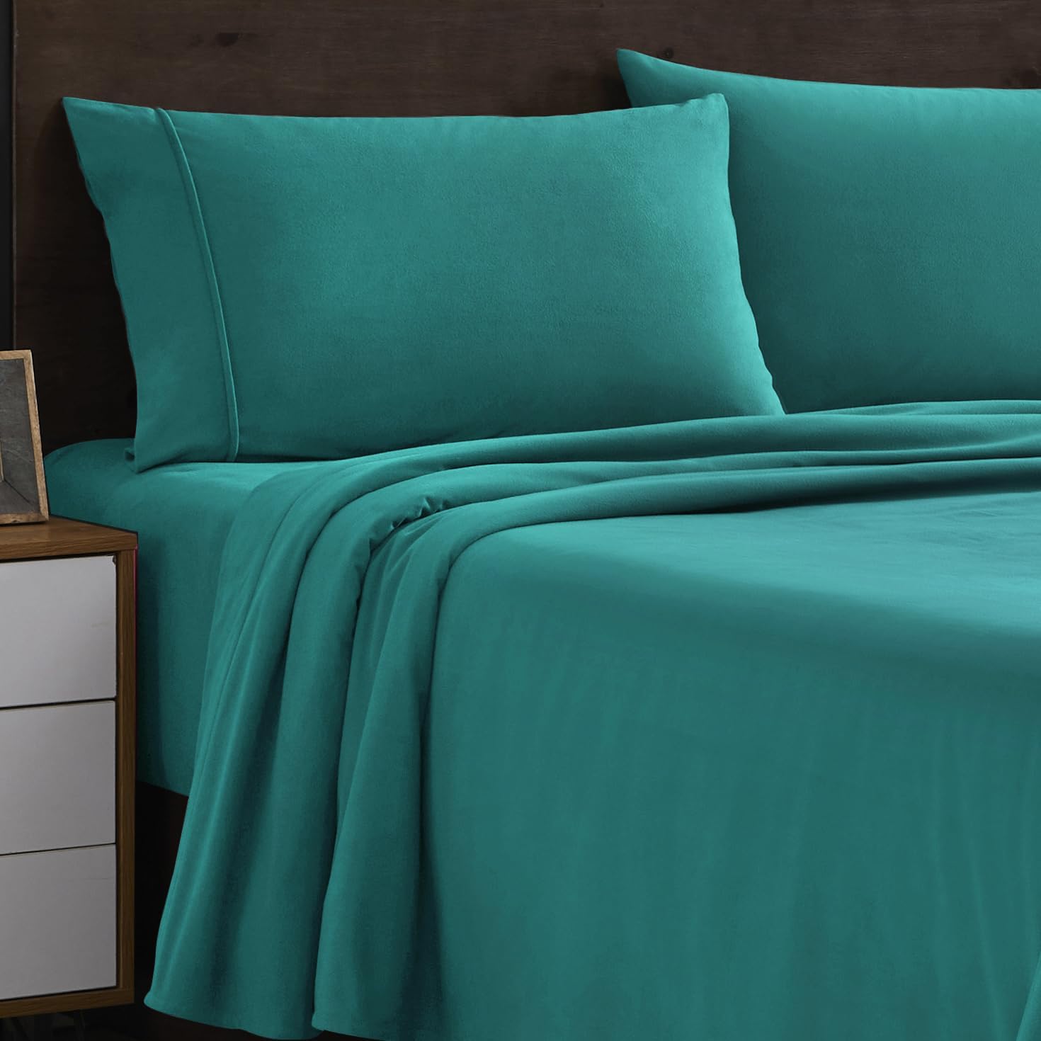 Cozy Twin Flannel Sheets Set with Deep Pocket and Corner Straps