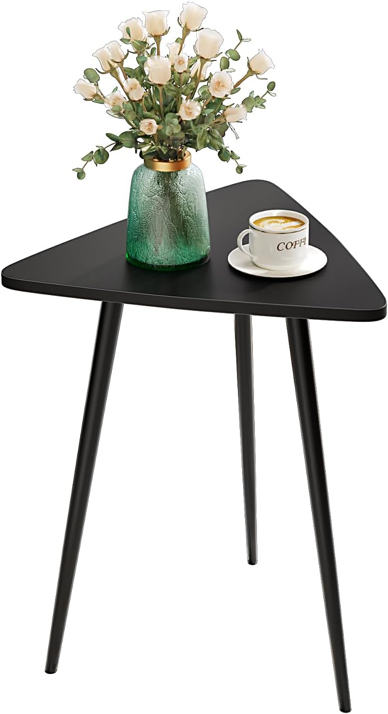 SAYGOER Triangle End Table: Stylish Space-Saving Solution