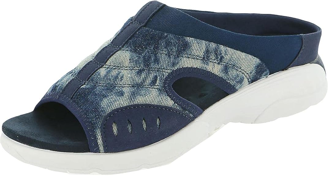 Easy Spirit Women's Traciee7 Flat Sandal: Comfort Meets Style
