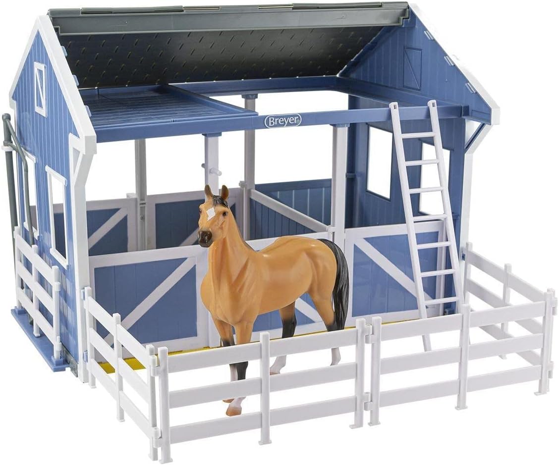 Breyer Horses Freedom Series Deluxe Country Stable Playset Review