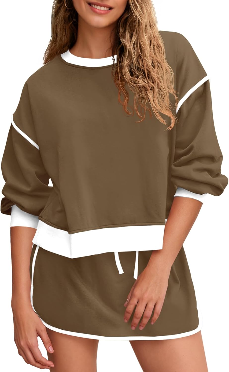 Fisoew Womens Sweatsuits 2 Piece Set for Stylish Comfort
