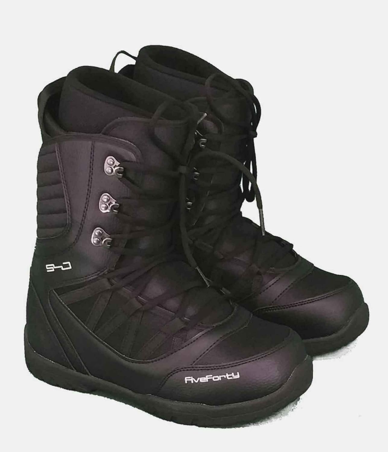 Experience Unstoppable Grip with Rebel Snowboard Boots!