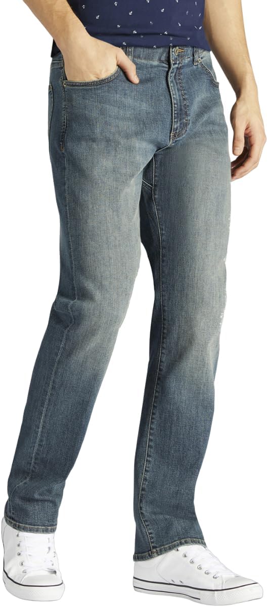 Lee Men's Extreme Motion Athletic Taper Jean for Comfort and Style