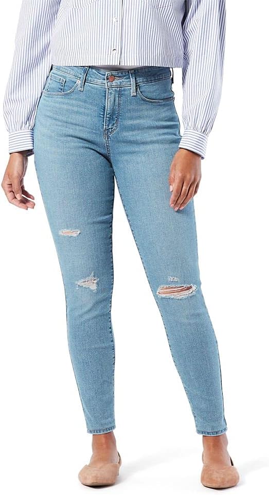 Levi Strauss Signature Gold Women's Totally Shaping Skinny Jeans