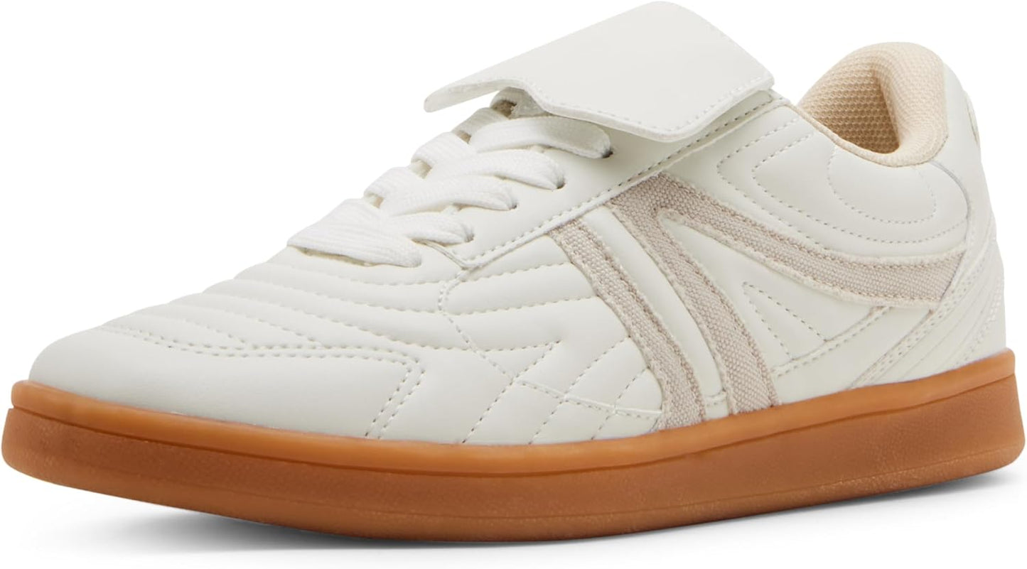 Steve Madden Womens Madrid: Stylish Footwear for Every Occasion
