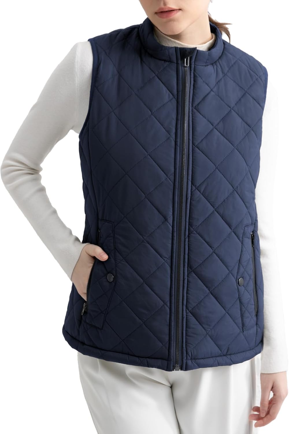 Women's Quilted Puffer Vest with Pockets for All Seasons