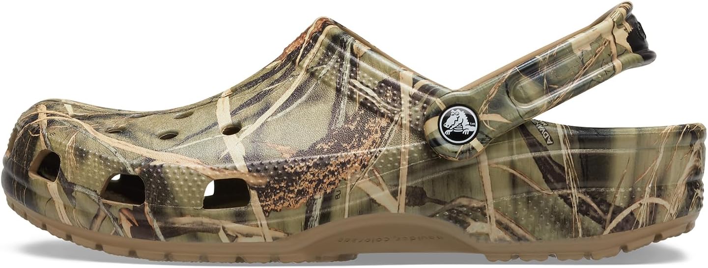 Crocs Unisex-Adult Classic Realtree Clog for Ultimate Comfort